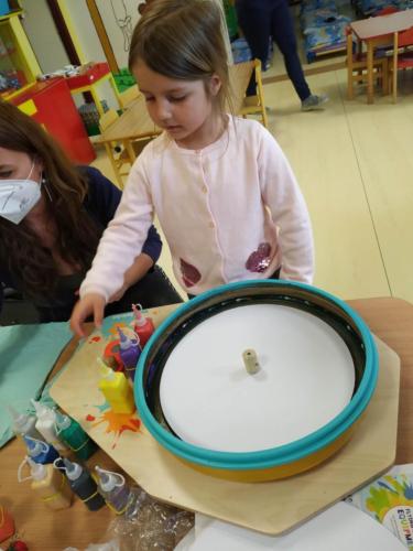 1. Nejdříve vybereme barvy