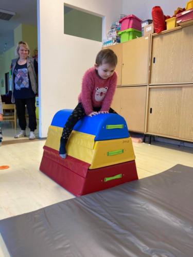 Překážková dráha na nových hračkách