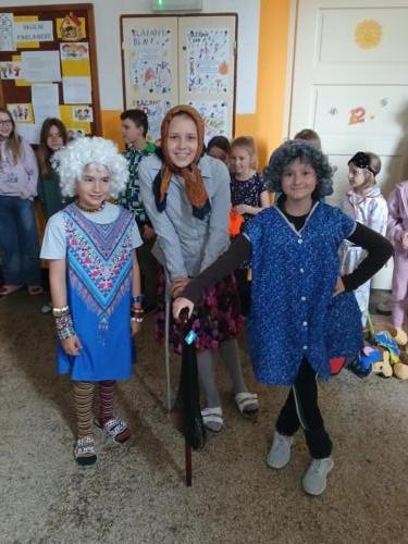 Blaznivy-den-5.-trida