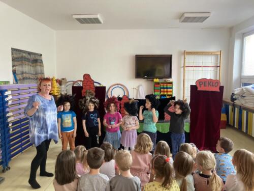 Divadelní vystoupení Mrak