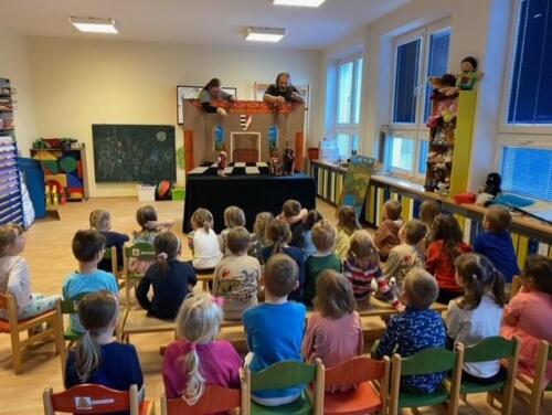 Jak-certi-Jelito-a-Kopyto-varili-vtipnou-kasi