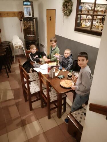Odmena-za-vystoupeni-v-telcske-pizzerii.5