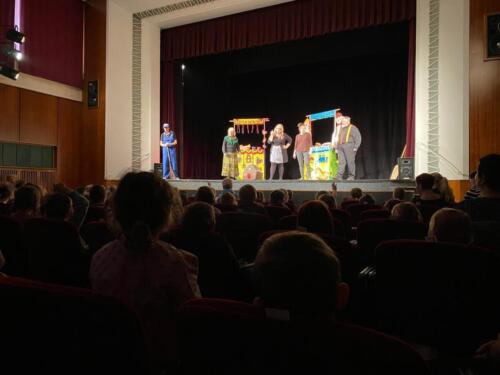 Pohadka-o-Pernikove-chaloupce-trosku-jinak.