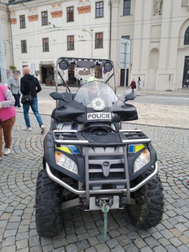 Policejni-ctyrkolka-se-nam-moc-libila...
