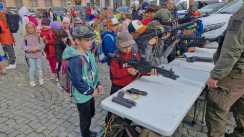 Potezkat-si-zbrane-to-musime-vyzkouset...