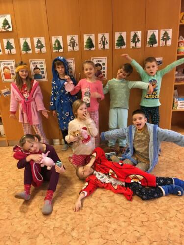 Pyzamovy-den-1.trida  (1)