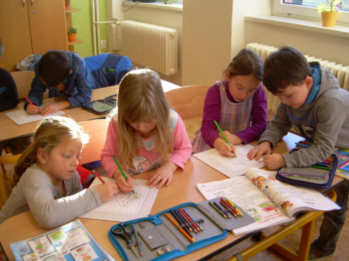 Předškoláci na návštěvě u prvňáčků