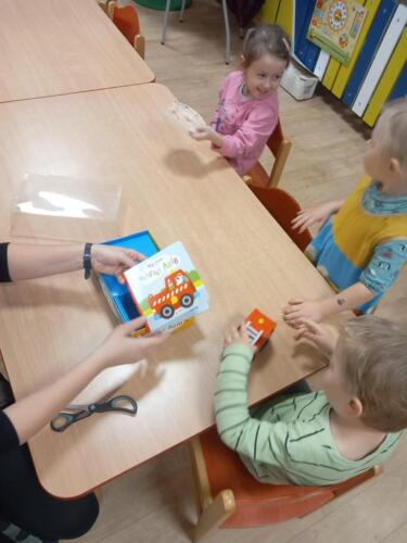 prohlizeni-novych-hracek