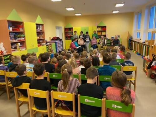 vanocni-pisne-se-seniory