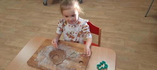 vykrajujeme-stromecky